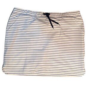 Chico’s Zenergy Striped Skort Size 3 (US 16) Navy White Athletic Golf Skirt Line